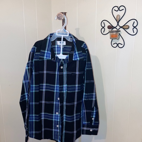 Bundle of boys button down shirts - Picture 3 of 5